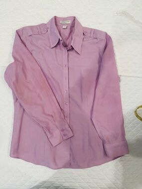 Beautiful Lilac Button-Up Shirt-Don’t Pass it up!